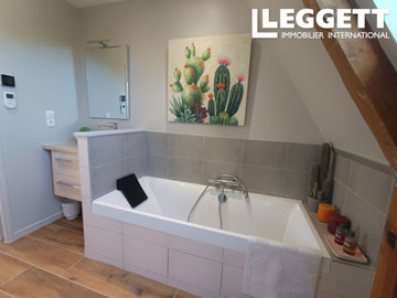 ahr0chm6ly9jzg4uagvzdglhlmltbw8vaw1hz2uvvevom