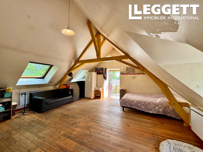 Image No.9-2 Bed House for sale