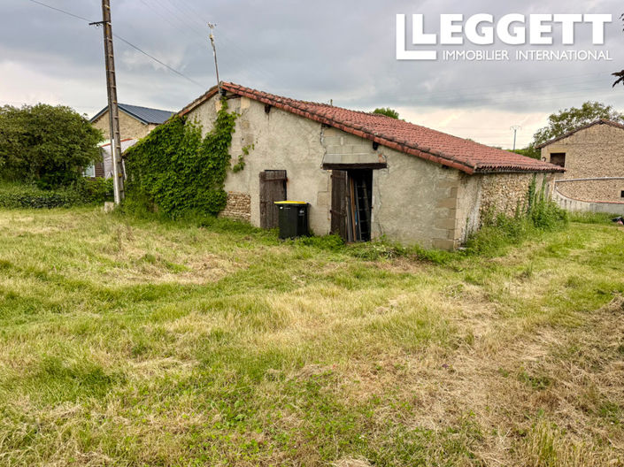 Image No.10-4 Bed House for sale