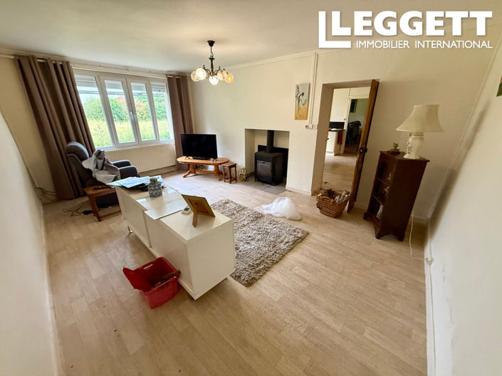 Image No.2-4 Bed House for sale
