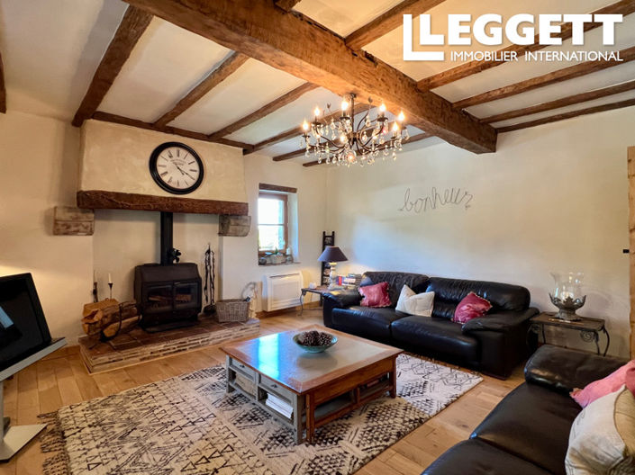 Image No.10-3 Bed House for sale