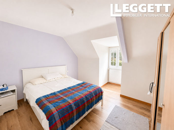 Image No.9-4 Bed House for sale