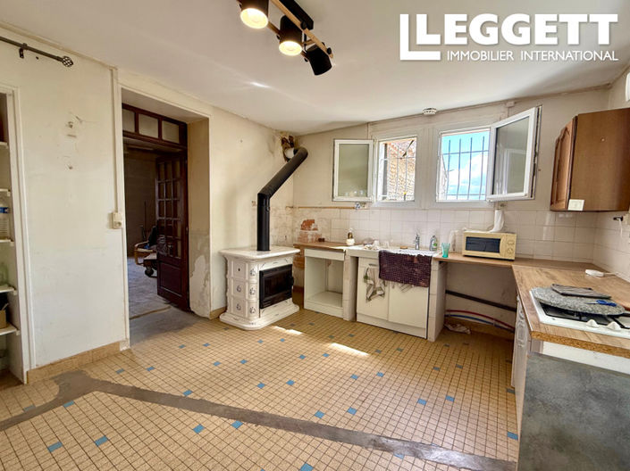 Image No.10-2 Bed House for sale