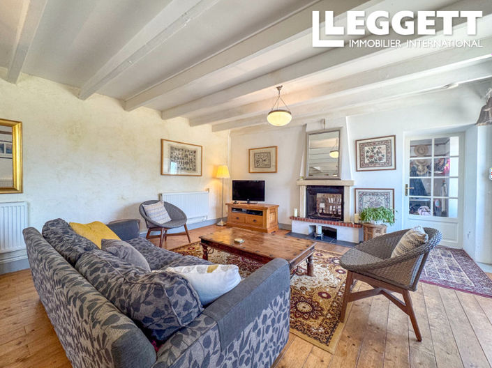 Image No.6-5 Bed House for sale