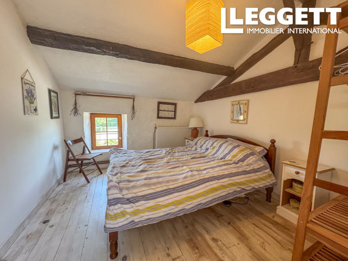 Image No.8-5 Bed House for sale