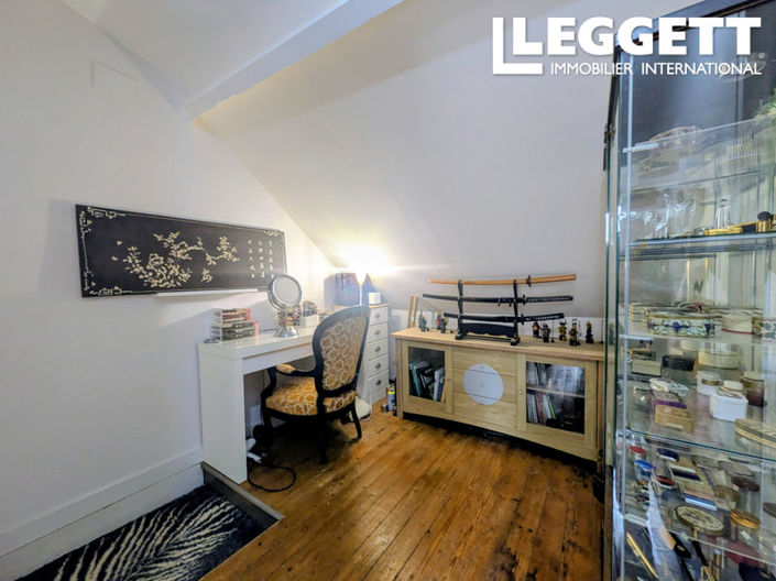 Image No.9-3 Bed House for sale