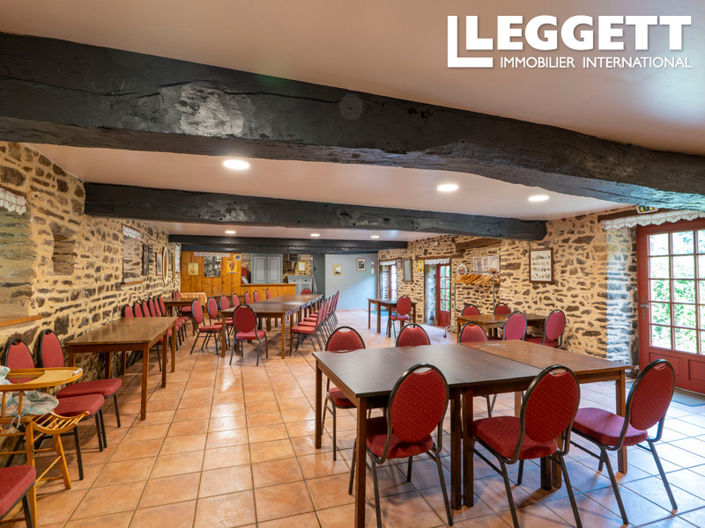 Image No.6-15 Bed House for sale