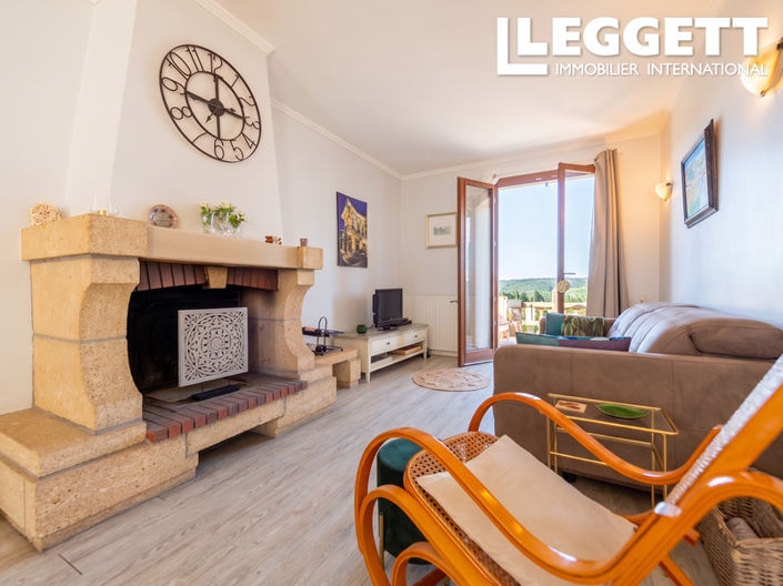 Image No.6-4 Bed House for sale