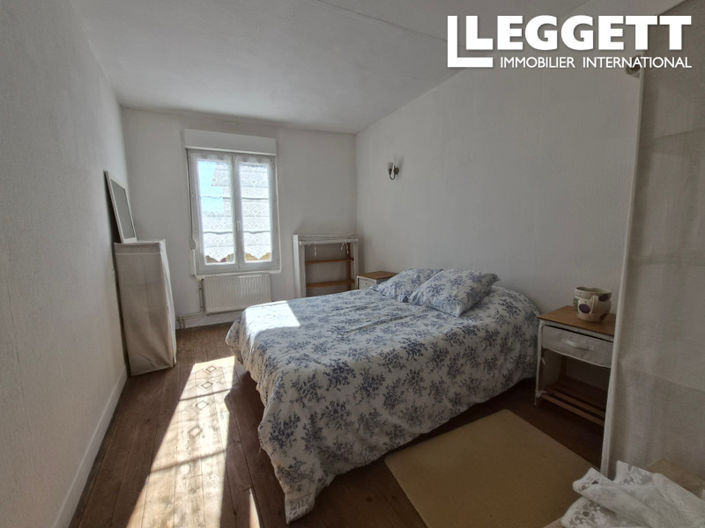 Image No.8-3 Bed House for sale