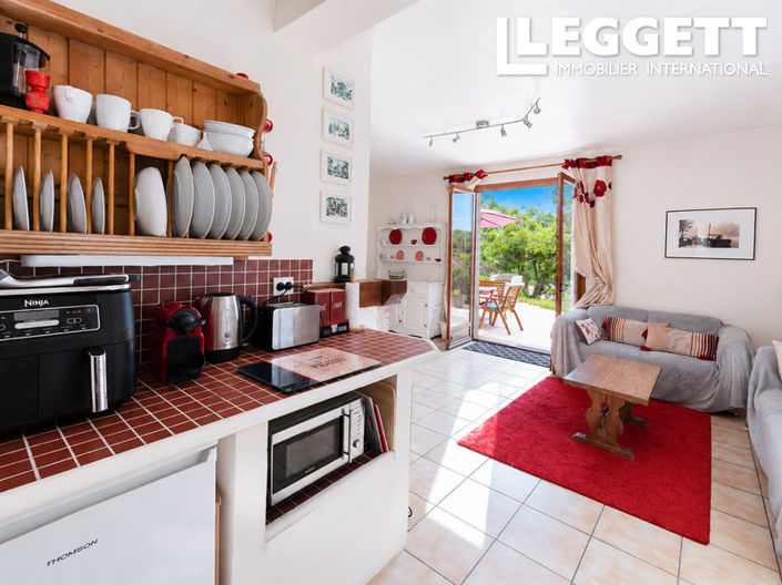 Image No.5-1 Bed House for sale