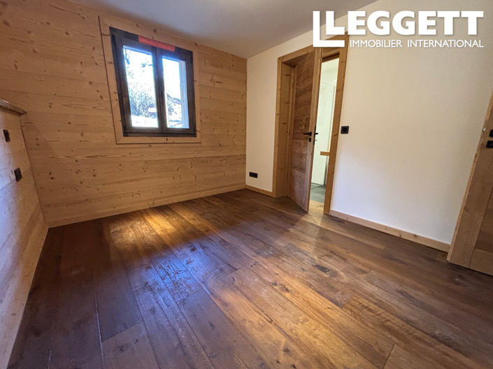 Image No.5-3 Bed House for sale