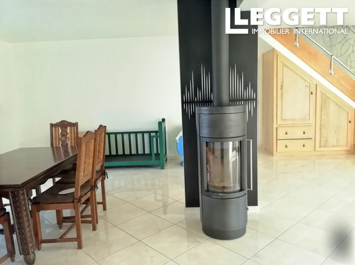 Image No.7-3 Bed House for sale