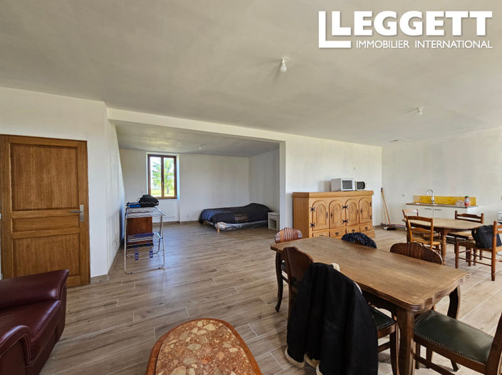 Image No.3-1 Bed House for sale