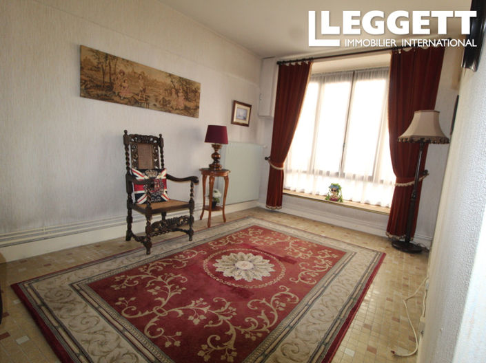 Image No.8-1 Bed House for sale