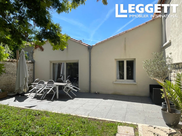 Image No.2-5 Bed House for sale