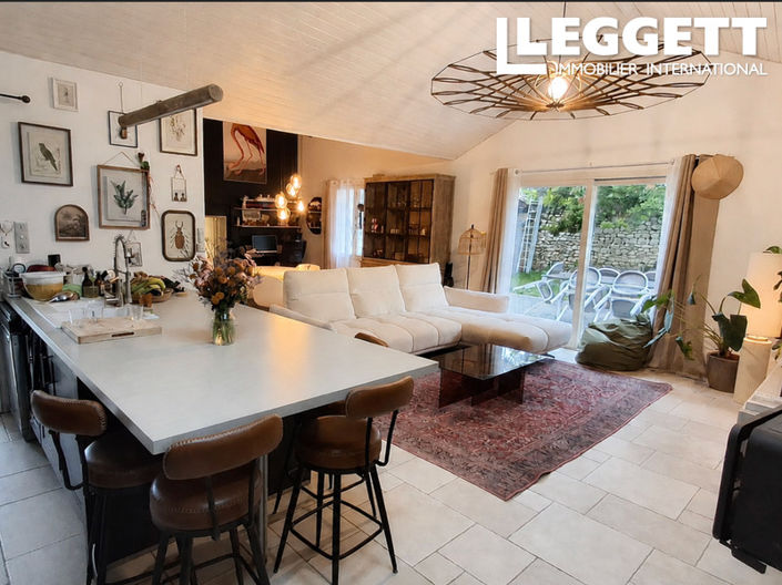 Image No.5-5 Bed House for sale