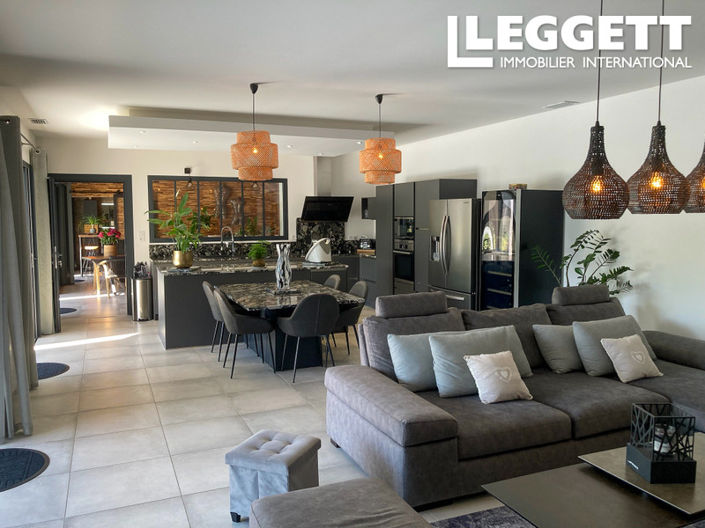 Image No.4-4 Bed House for sale
