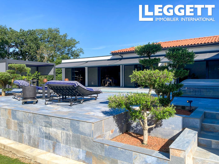 Image No.8-4 Bed House for sale