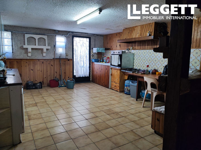 Image No.10-5 Bed House for sale