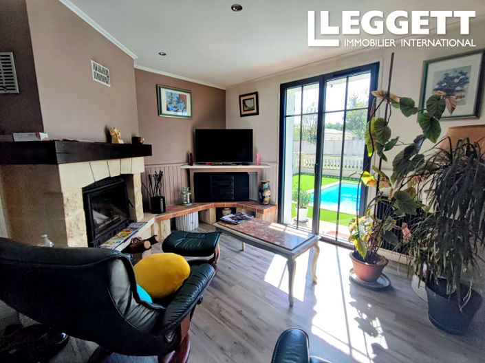 Image No.5-5 Bed House for sale