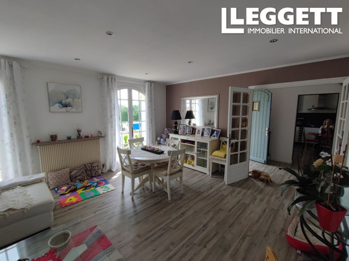 Image No.7-5 Bed House for sale