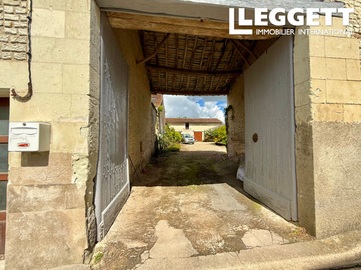 Image No.2-2 Bed House for sale