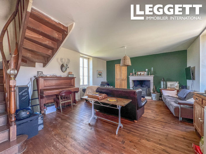 Image No.7-5 Bed House for sale