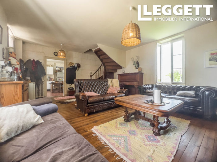 Image No.8-5 Bed House for sale