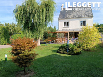 1 - Trévières, House