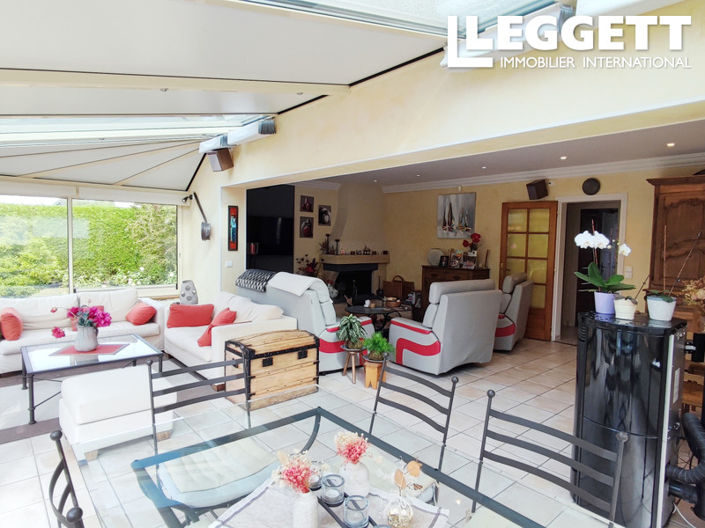 Image No.9-3 Bed House for sale