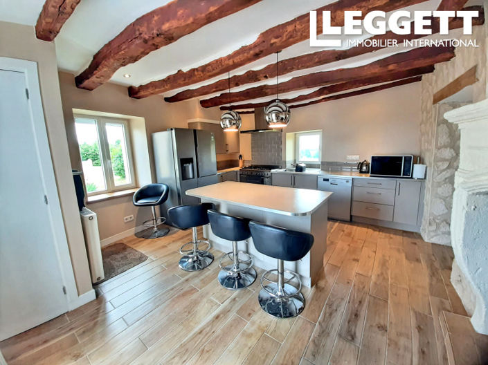 Image No.2-4 Bed House for sale