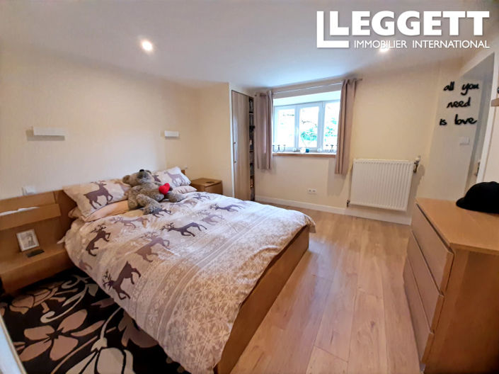Image No.9-4 Bed House for sale
