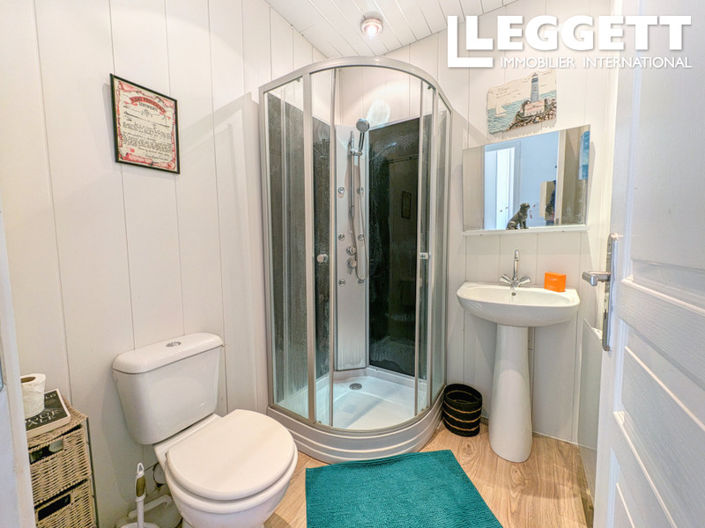 Image No.7-4 Bed House for sale