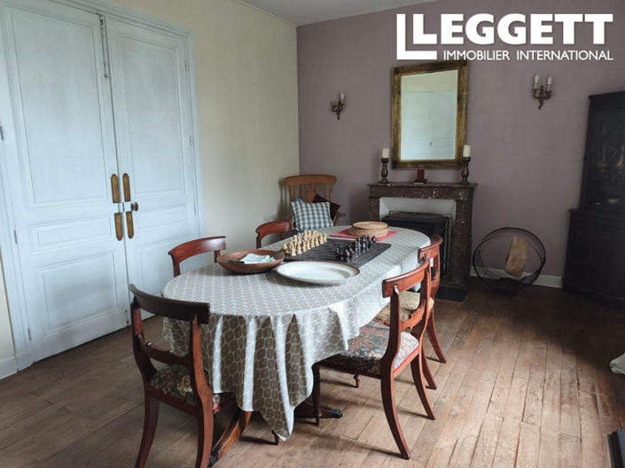 Image No.5-7 Bed House for sale