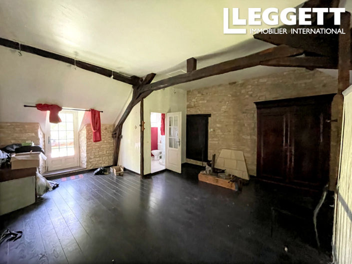Image No.9-5 Bed House for sale