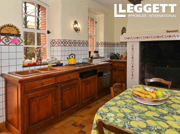 Image No.9-3 Bed House for sale