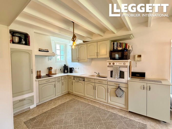 Image No.10-4 Bed House for sale
