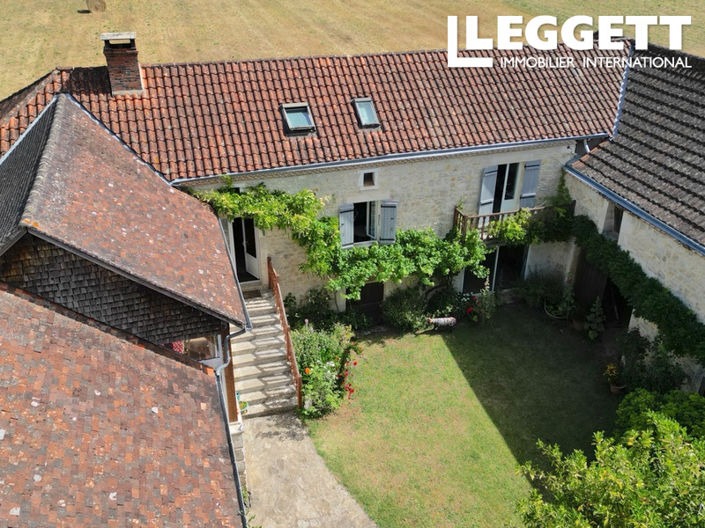 Image No.2-4 Bed House for sale