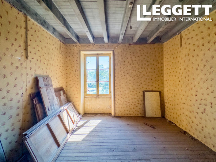 Image No.6-3 Bed House for sale