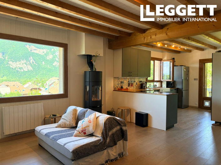 Image No.10-2 Bed House for sale