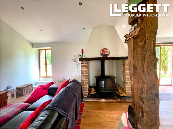 Image No.7-6 Bed House for sale