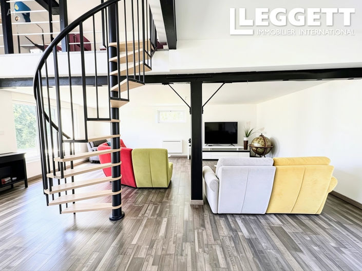 Image No.3-5 Bed House for sale