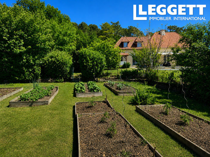 Image No.6-3 Bed House for sale