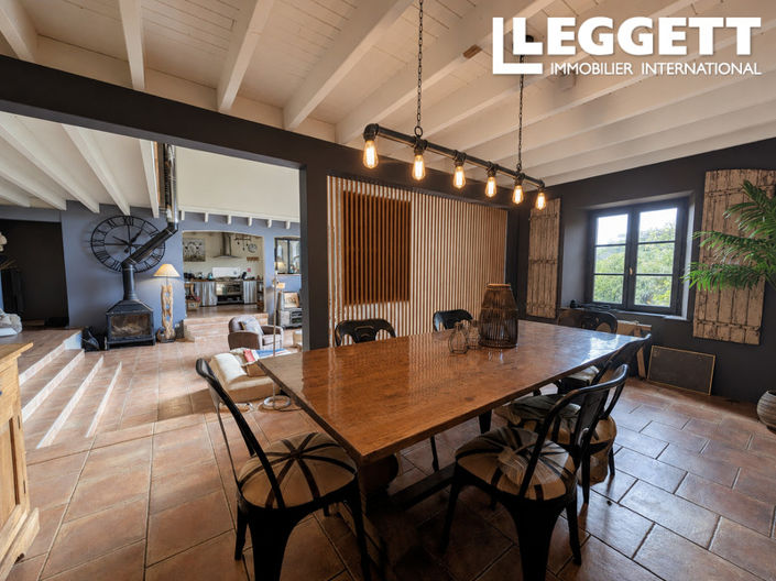 Image No.4-4 Bed House for sale