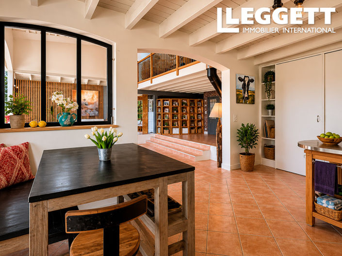 Image No.9-4 Bed House for sale