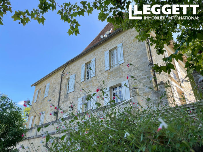 Image No.2-4 Bed Chateaux for sale