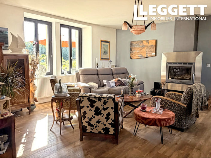 Image No.3-4 Bed House for sale