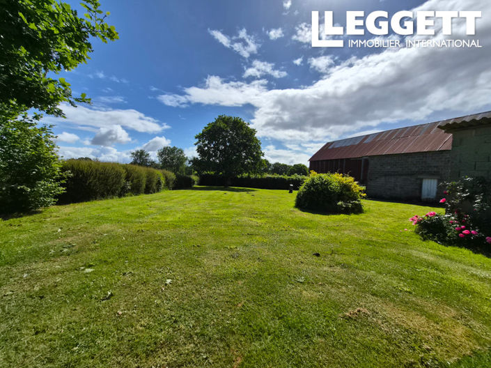 Image No.5-Maison de 2 chambres à vendre à Fougerolles-du-Plessis