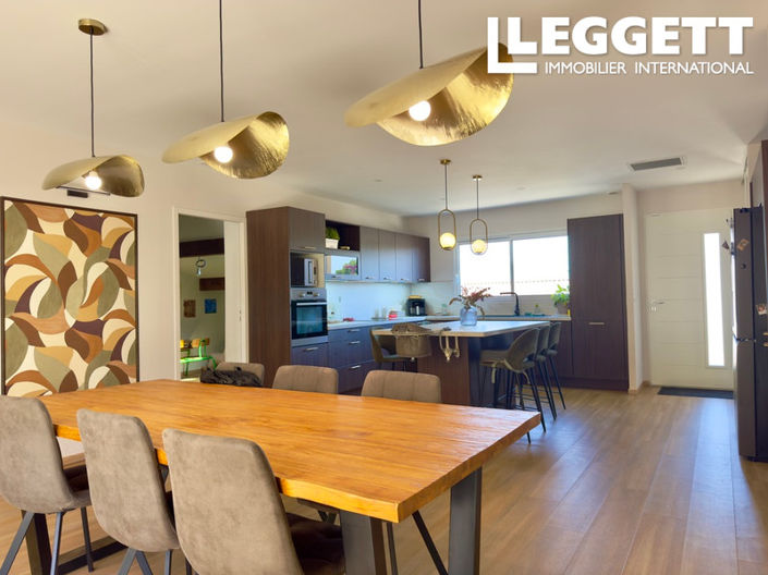 Image No.3-3 Bed House for sale