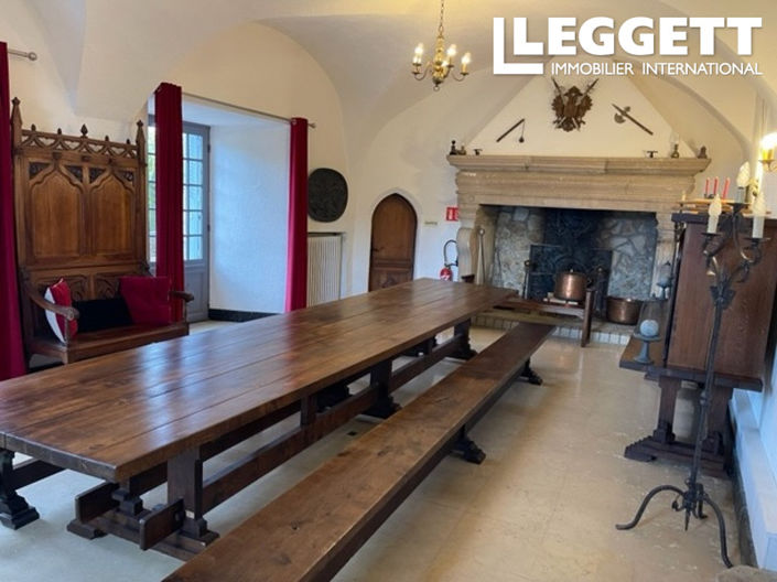 Image No.4-8 Bed Chateaux for sale